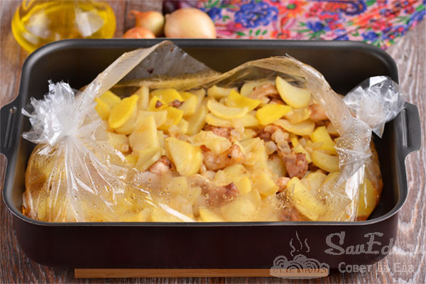 Филе курицы с картофелем, запеченное в духовке - калорийность, состав, описание - hb-crm.ru